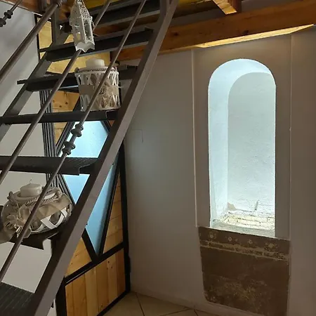 Lugarah - Elegante Loft In Centro Storico 루체라
